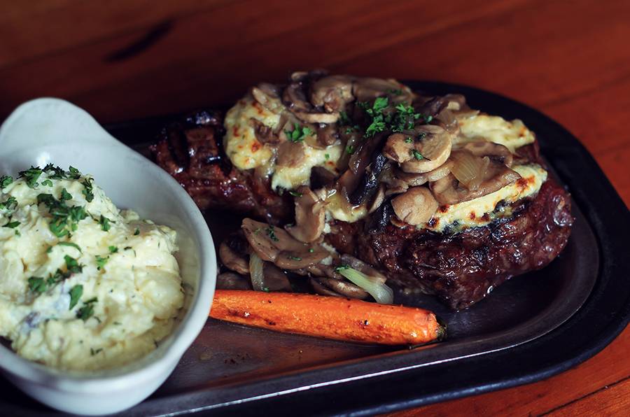 Savory Steakhouse Fine/Casual Dining | restaurant | 4320 80th St S, Wisconsin Rapids, WI 54494, USA | 7157121330 OR +1 715-712-1330