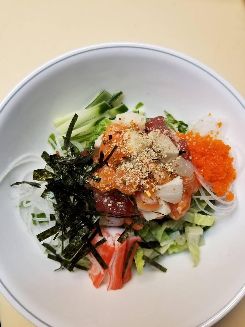 Pearl Sushi | restaurant | 2391 Lake Shore Blvd W, Etobicoke, ON M8V 1B7, Canada | 4162557275 OR +1 416-255-7275