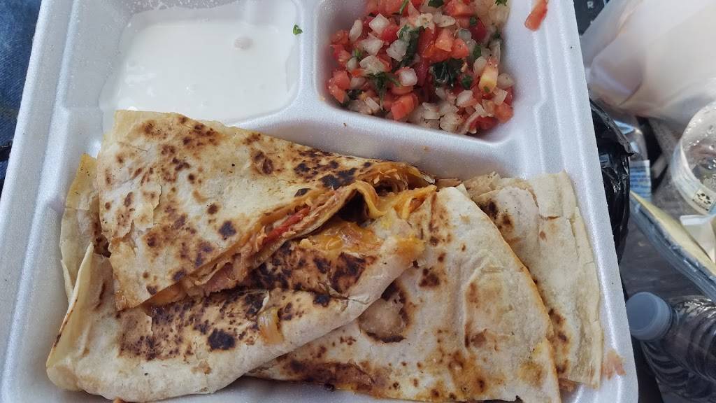 Tonys Street Tacos | restaurant | 6114 Root Rd, Spring, TX 77389, USA | 8324333622 OR +1 832-433-3622