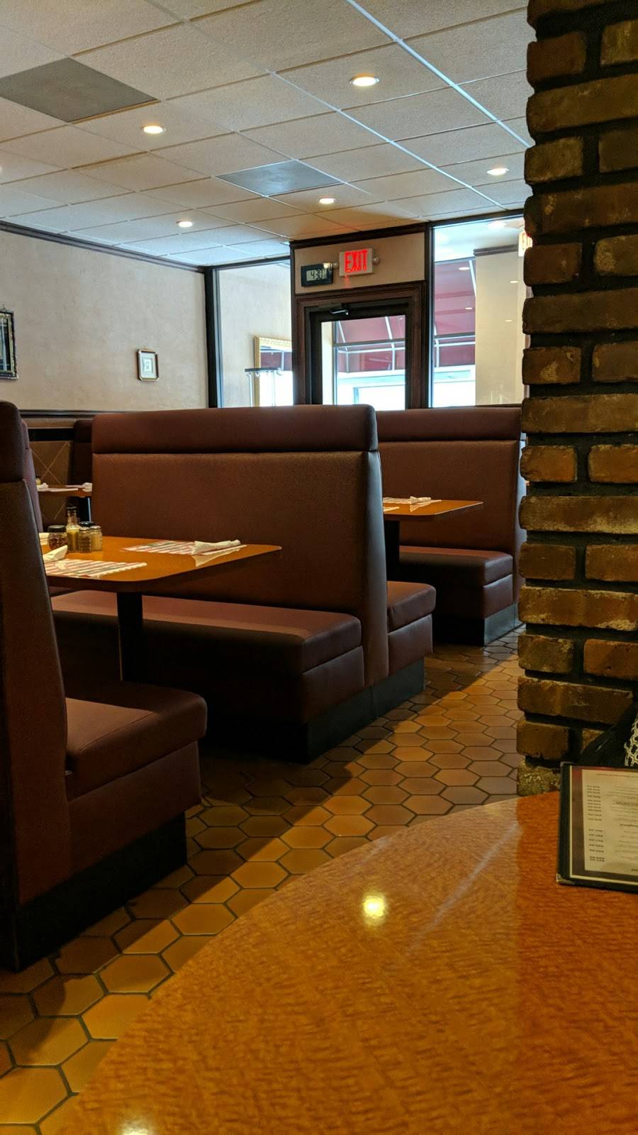 Randazzo | restaurant | 10 Bank St, Summit, NJ 07901, USA | 9082731713 OR +1 908-273-1713