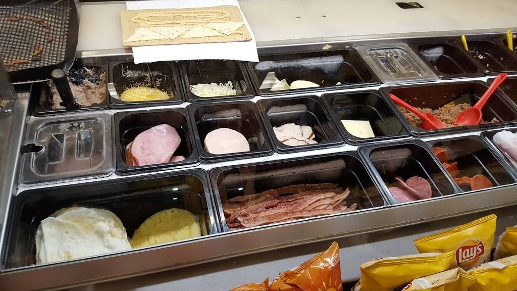 Subway | restaurant | 13425 W Andrew Johnson Hwy, Bulls Gap, TN 37711, USA | 4232357777 OR +1 423-235-7777