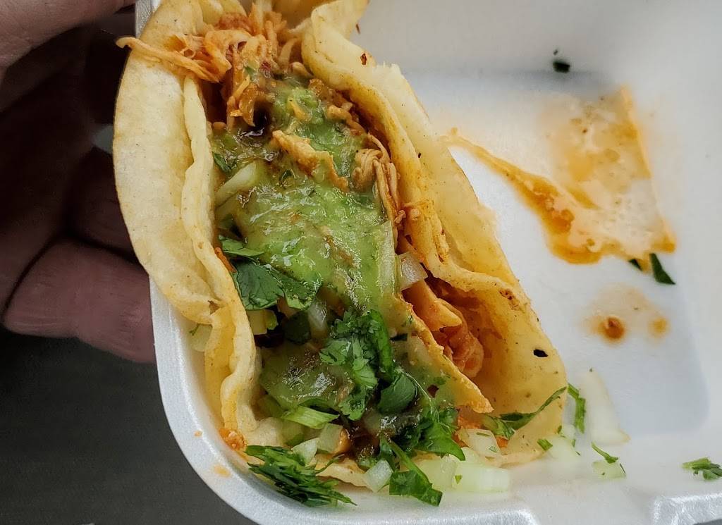 Ricos Tacos | restaurant | 624 E Lincoln Way, Ames, IA 50010, USA | 5159759825 OR +1 515-975-9825