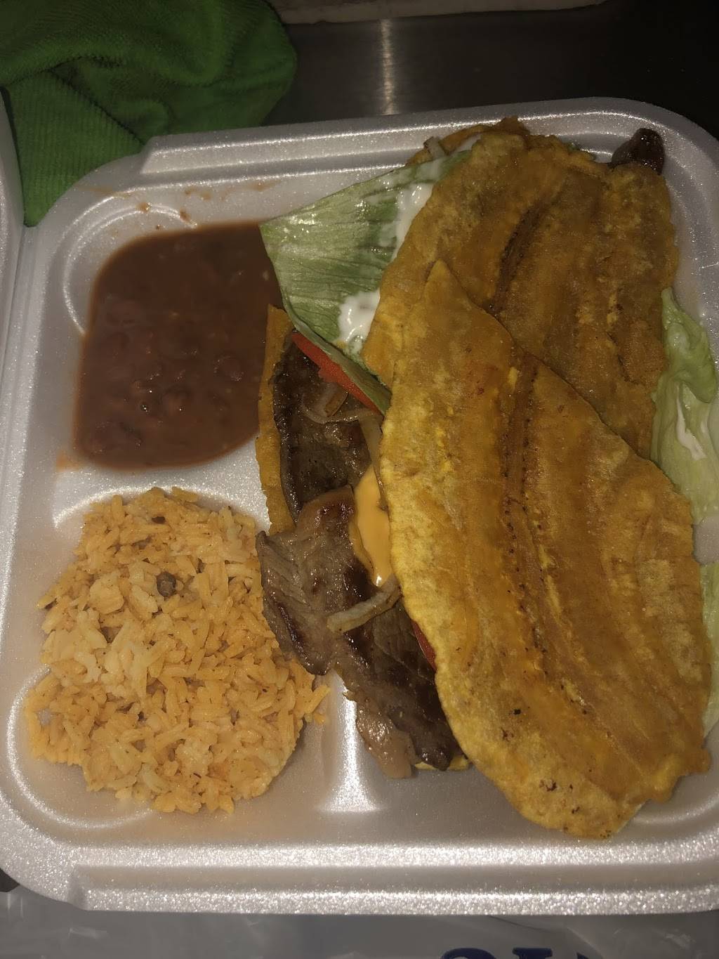 Che che pita restaurant | restaurant | 5815 W Madison St, Chicago, IL 60644, USA | 7738875125 OR +1 773-887-5125