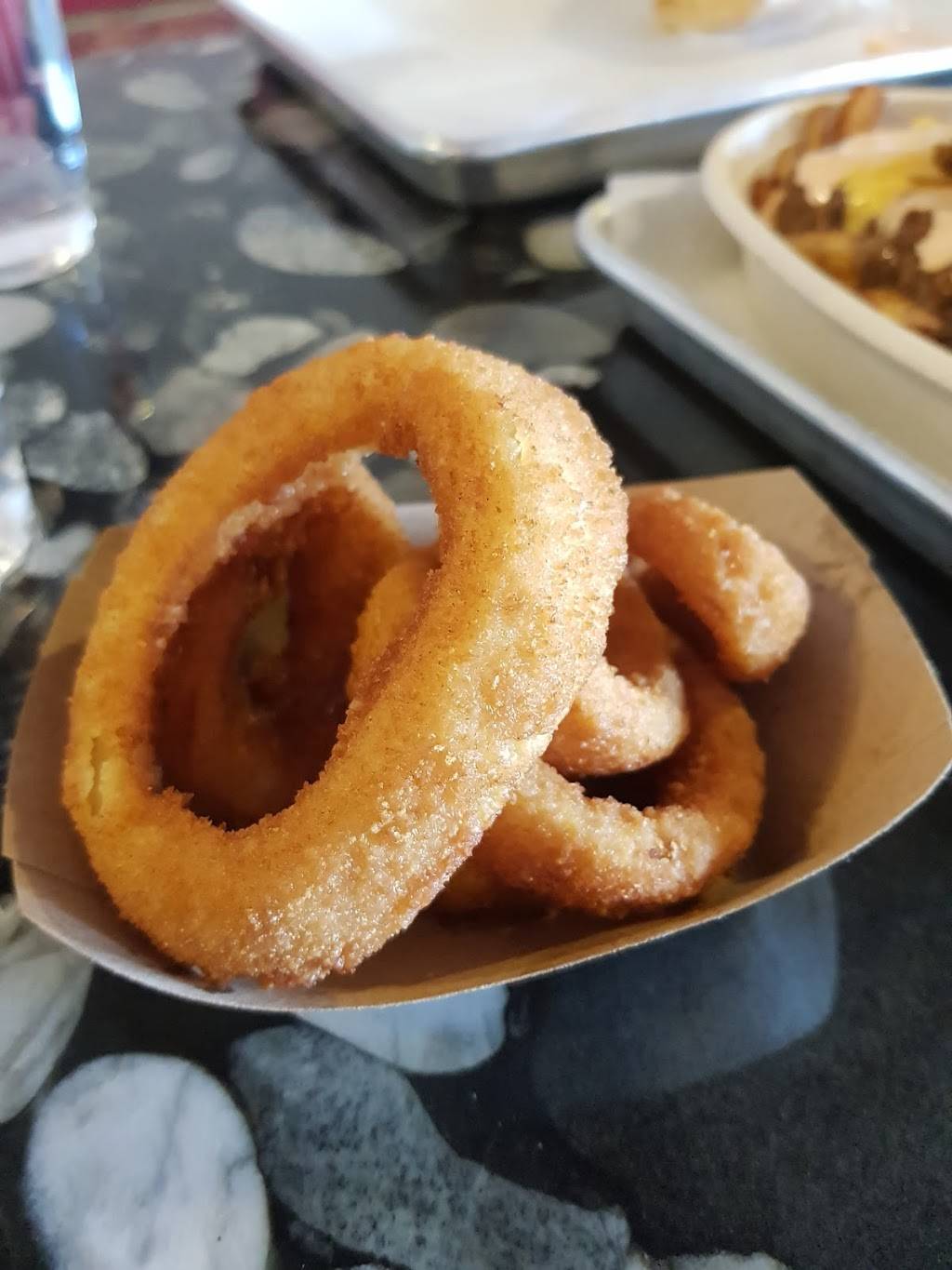 Burger 7 | restaurant | 4533 Duke St, Alexandria, VA 22304, USA | 5712578296 OR +1 571-257-8296