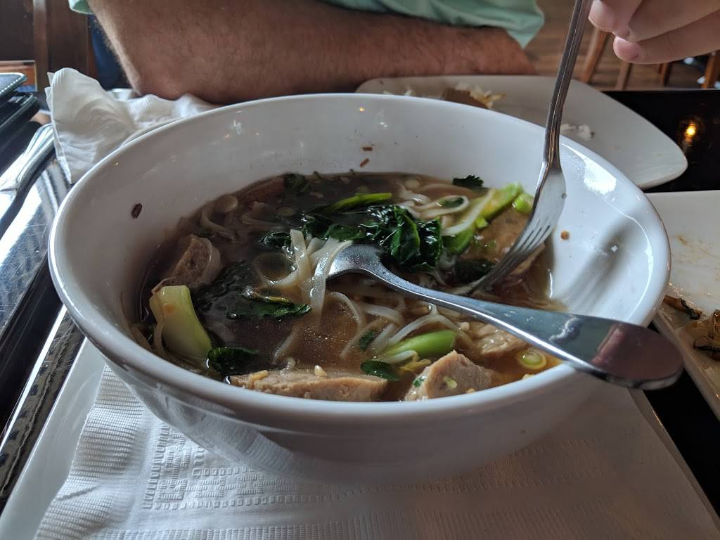 Busaba Thai | cafe | 6448 Trading Square, Haymarket, VA 20169, USA | 7037530999 OR +1 703-753-0999