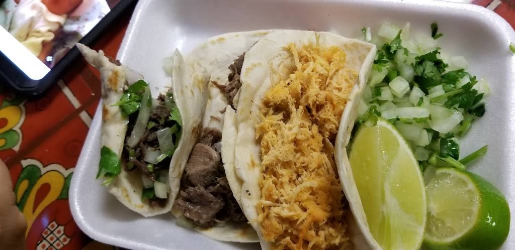 El MIL Tacos | restaurant | 3910 Hemphill St, Fort Worth, TX 76110, USA | 8179263201 OR +1 817-926-3201