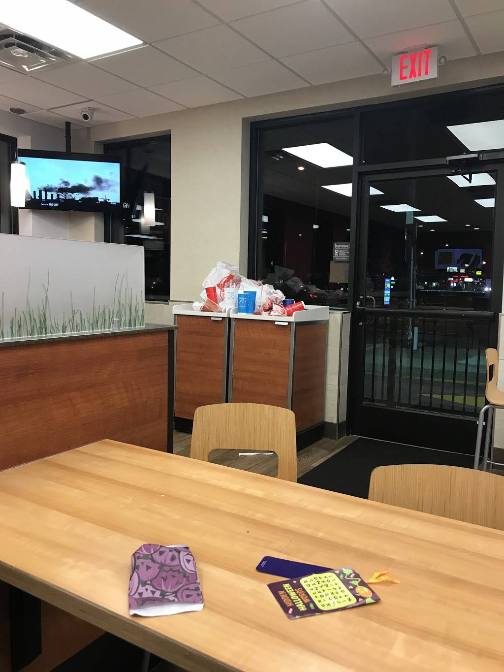 Wendys | restaurant | 2301 Cottman Ave, Philadelphia, PA 19149, USA | 2157080400 OR +1 215-708-0400