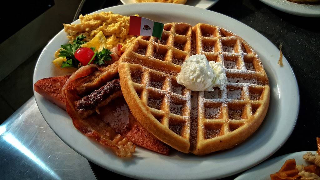 Pancake Place | restaurant | Calz del Tecnológico 15300, Altabrisa, 22420 Tijuana, B.C., Mexico | 016643795112 OR +52 664 379 5112