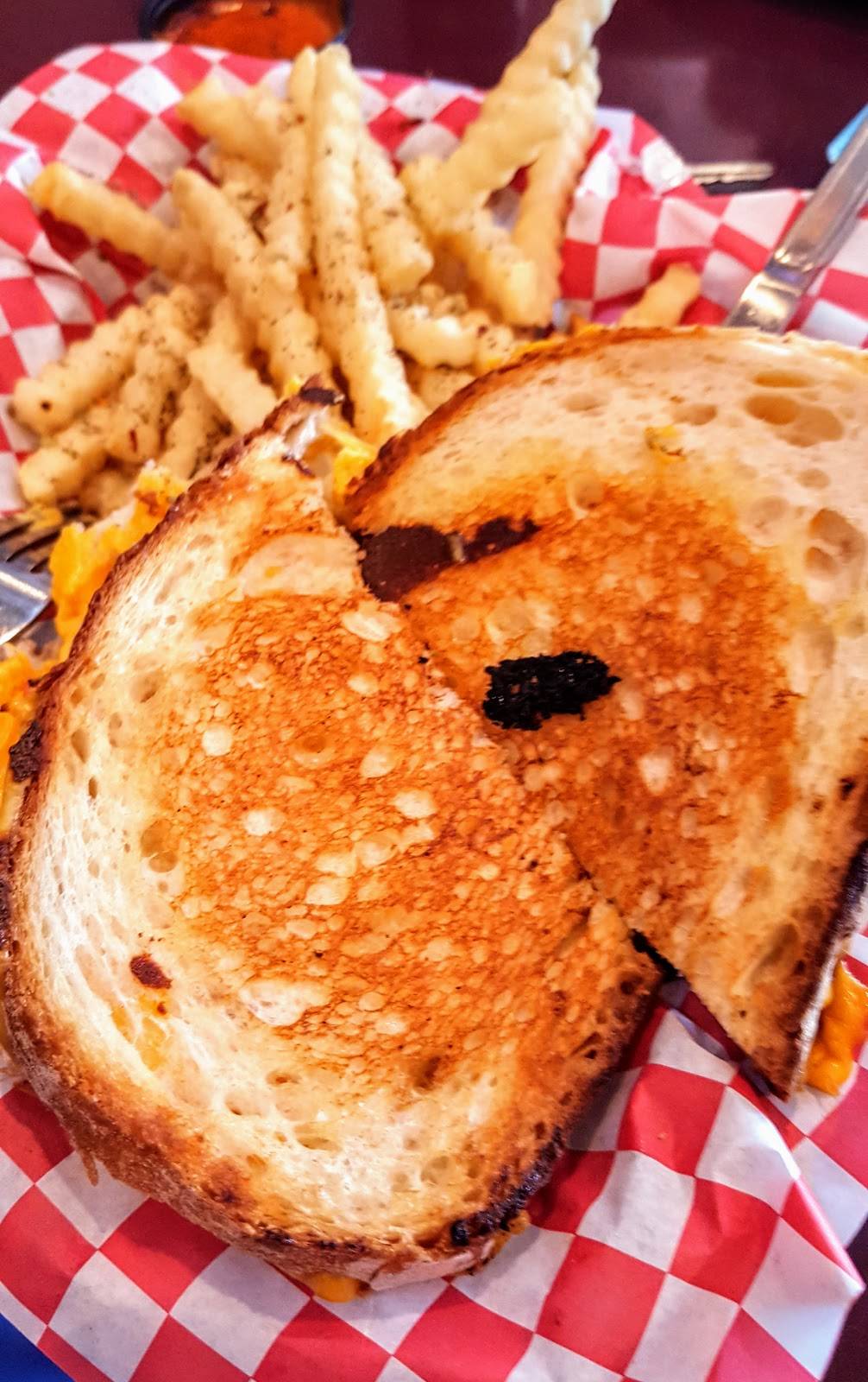 Coachs Corner Pizzeria & Sports Grill | restaurant | 152 Biesterfield Rd, Elk Grove Village, IL 60007, USA | 8479561818 OR +1 847-956-1818