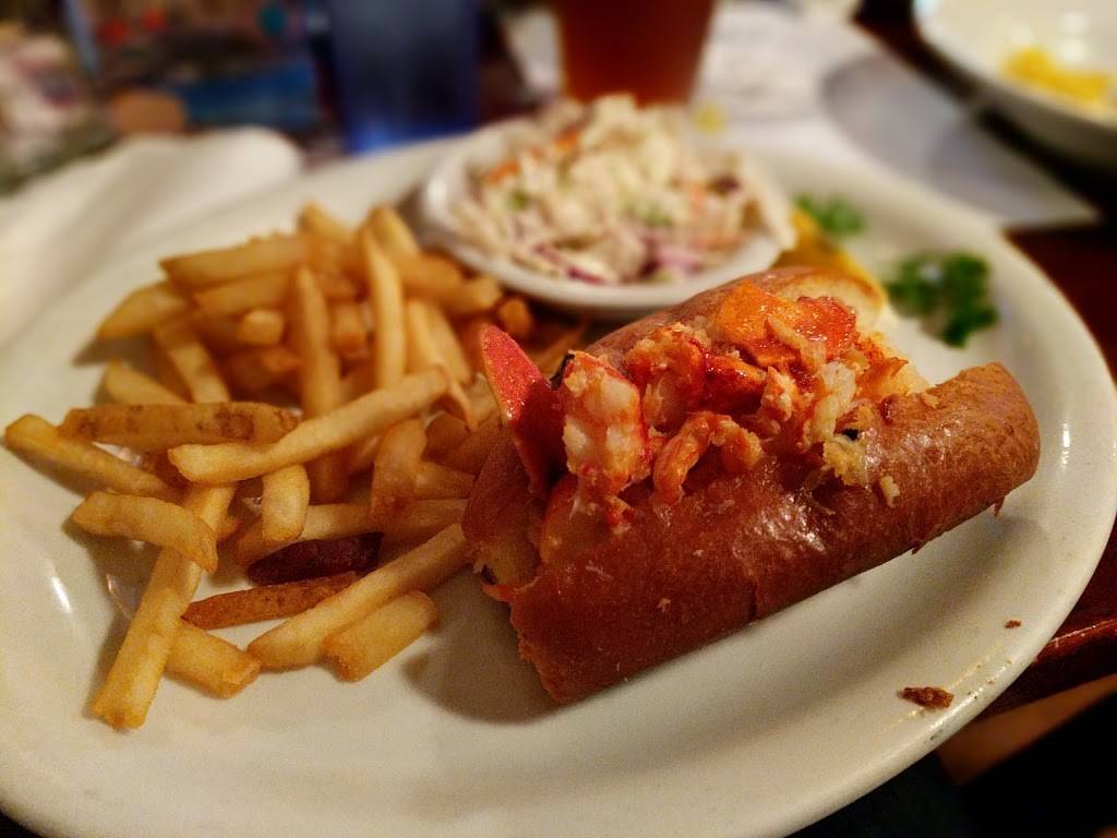 Billys Boston Chowder House | meal takeaway | 29 E Main St, Los Gatos, CA 95030, USA | 4088274005 OR +1 408-827-4005