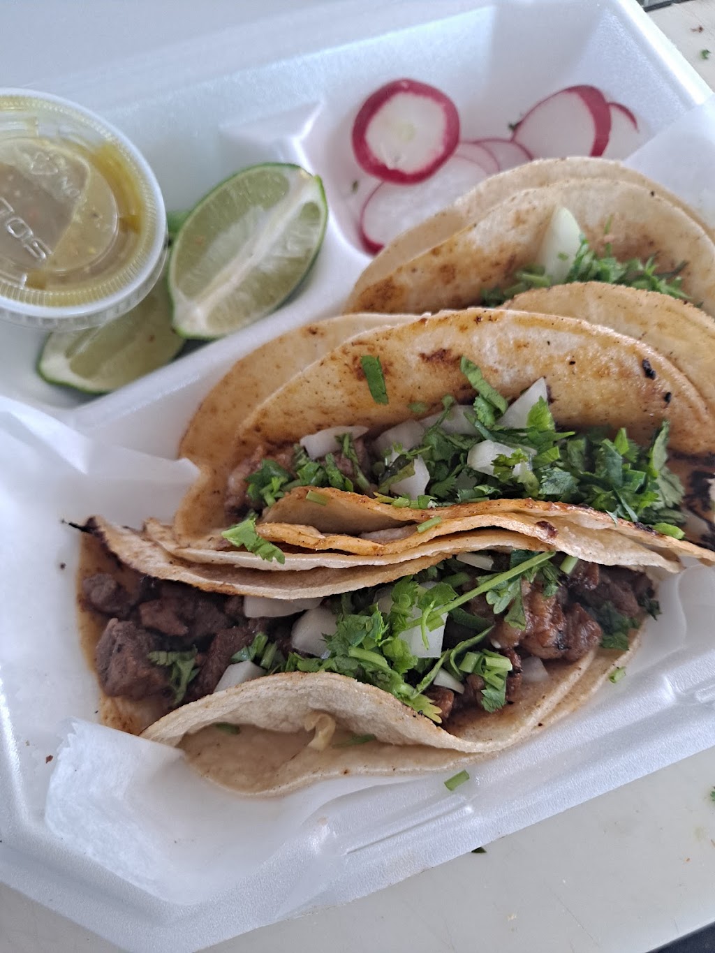 Antojitos Mios | restaurant | 12475 Minnieville Rd, Lake Ridge, VA 22192, USA | 4072559328 OR +1 407-255-9328