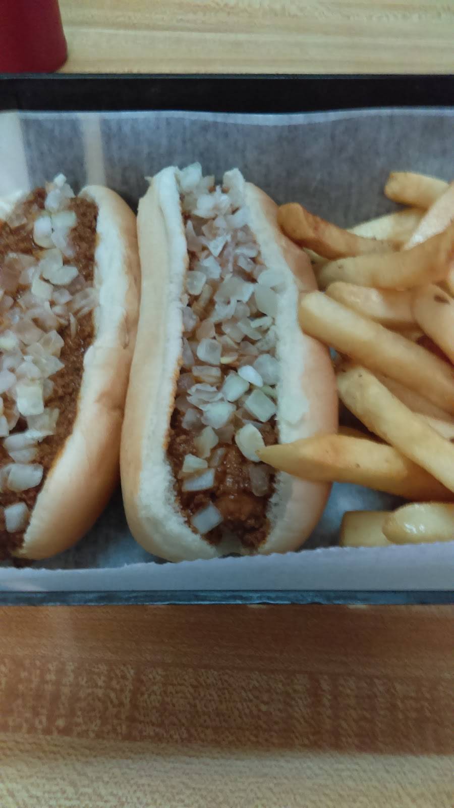 Ritzy Lunch | restaurant | 456 W Pike St, Clarksburg, WV 26301, USA | 3046223600 OR +1 304-622-3600