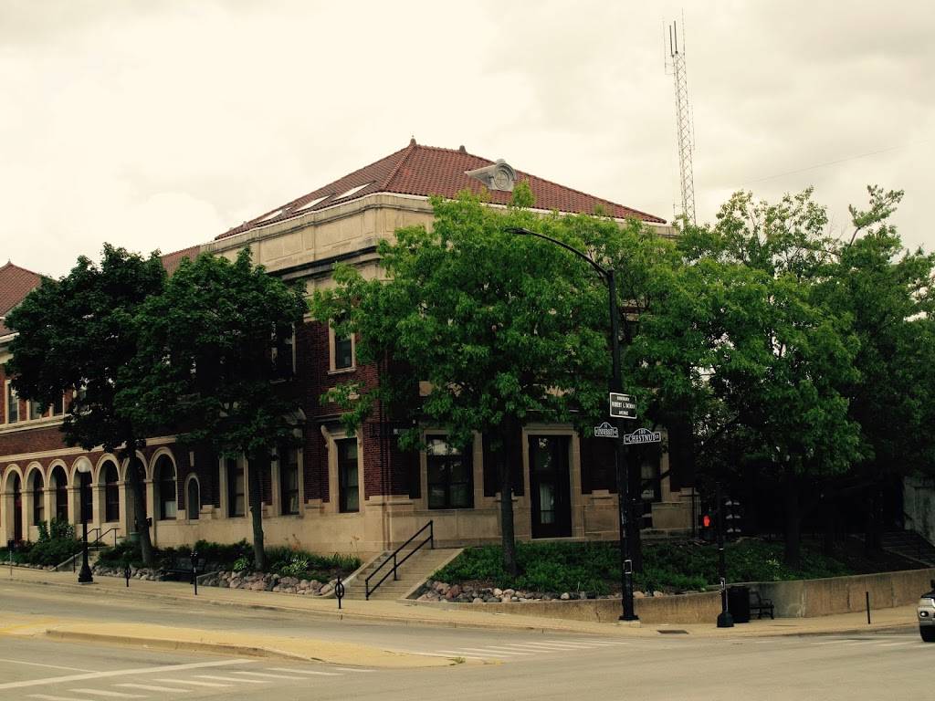 Maize at the Station | restaurant | 100 N Chestnut St, Champaign, IL 61820, USA | 2173553611 OR +1 217-355-3611