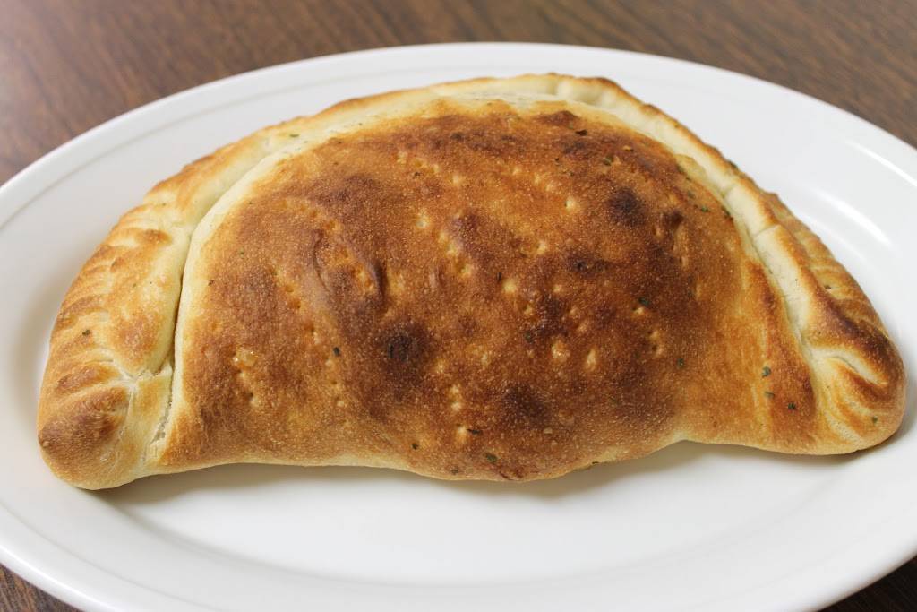 Angelos Pizza | restaurant | 210 Roosevelt St, Ironwood, MI 49938, USA | 9069322424 OR +1 906-932-2424