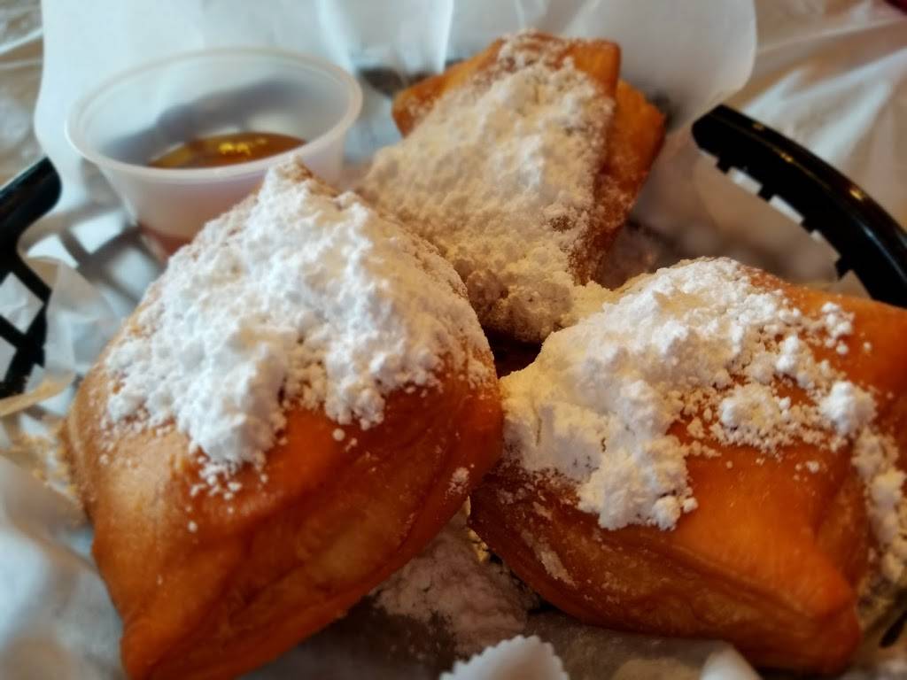 Crawfish and Beignets | restaurant | 9600 Bellaire Blvd Suite 102, Houston, TX 77072, USA | 8325813189 OR +1 832-581-3189