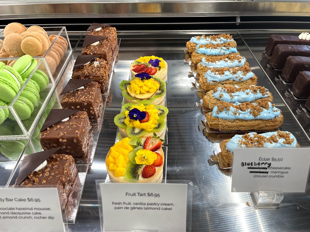 231 West Patisserie | restaurant | 231 W Washington St, Marquette, MI 49855, USA | 9062730100 OR +1 906-273-0100