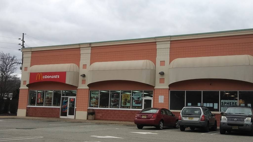 McDonalds | cafe | 5734 Berkshire Valley Rd, Oak Ridge, NJ 07438, USA | 9732087539 OR +1 973-208-7539