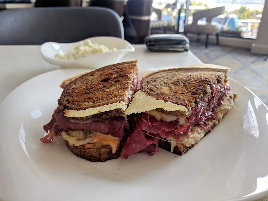 Waterside Seafood Company | restaurant | 777 Waterside Dr, Norfolk, VA 23510, USA | 7576226664 OR +1 757-622-6664