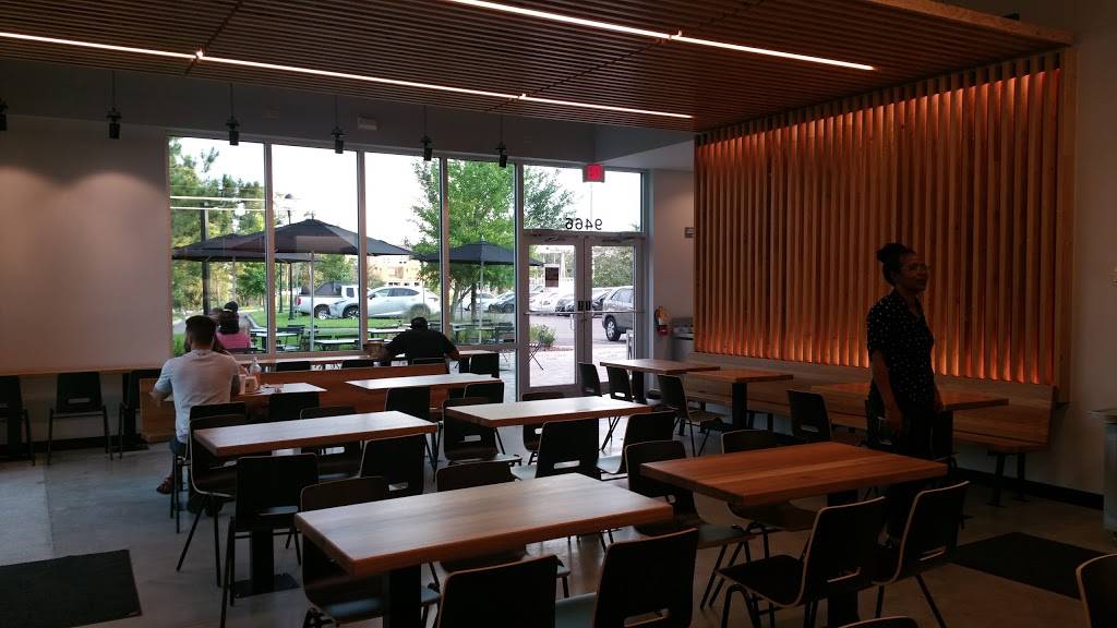 Chipotle Mexican Grill | restaurant | 9466 W Linebaugh Ave, Tampa, FL 33626, USA | 8139200992 OR +1 813-920-0992