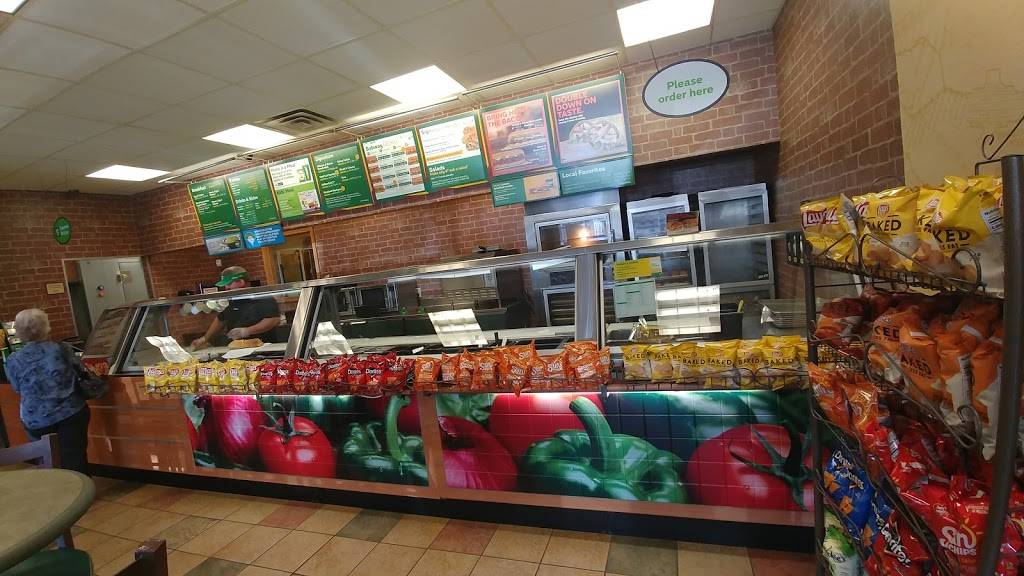 Subway | restaurant | 13030 Cleveland Ave NW, Uniontown, OH 44685, USA | 3306999203 OR +1 330-699-9203