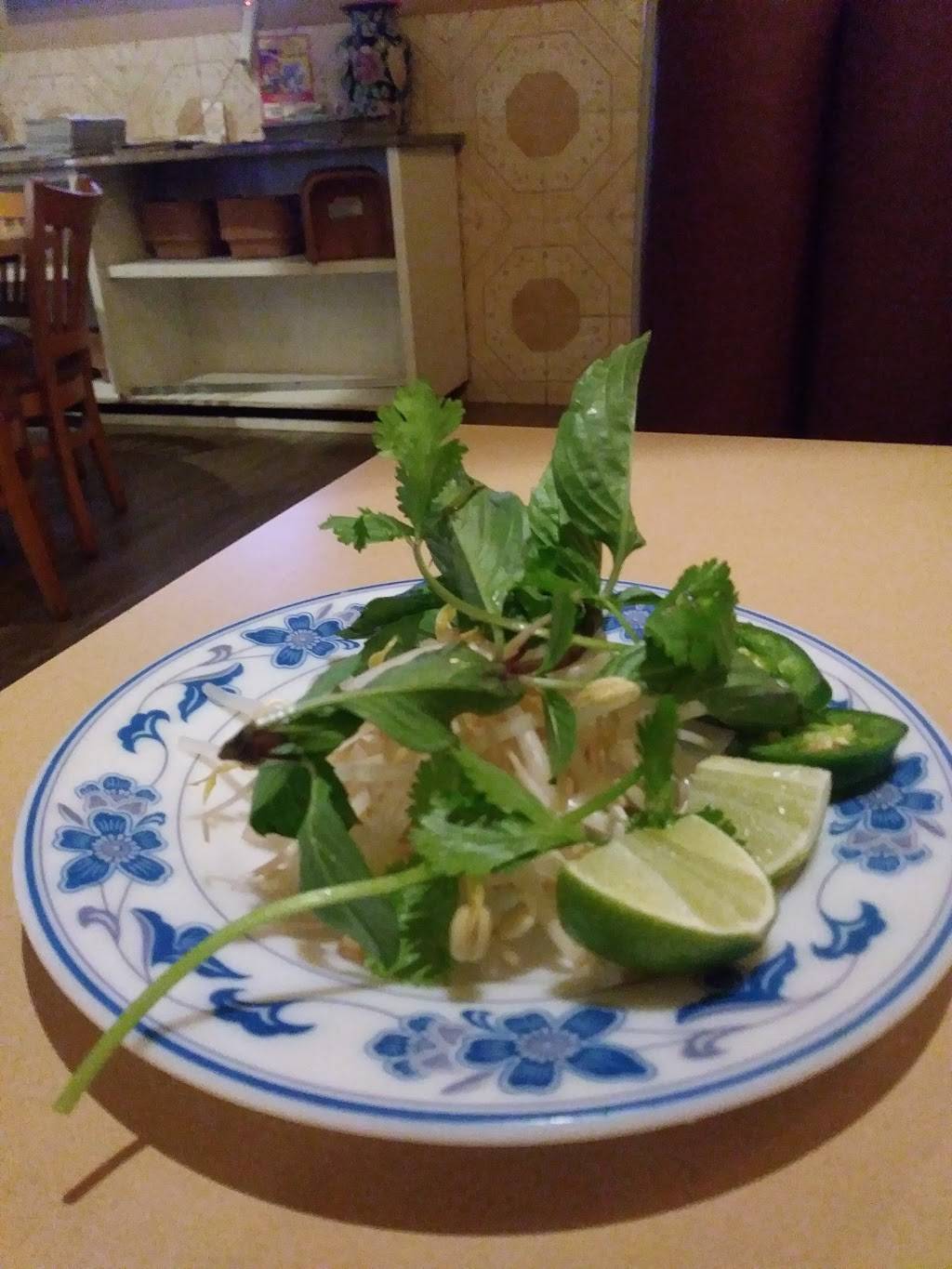 Pho Hung Restaurant | restaurant | 4125 E Belknap St #107, Haltom City, TX 76111, USA | 8178319888 OR +1 817-831-9888