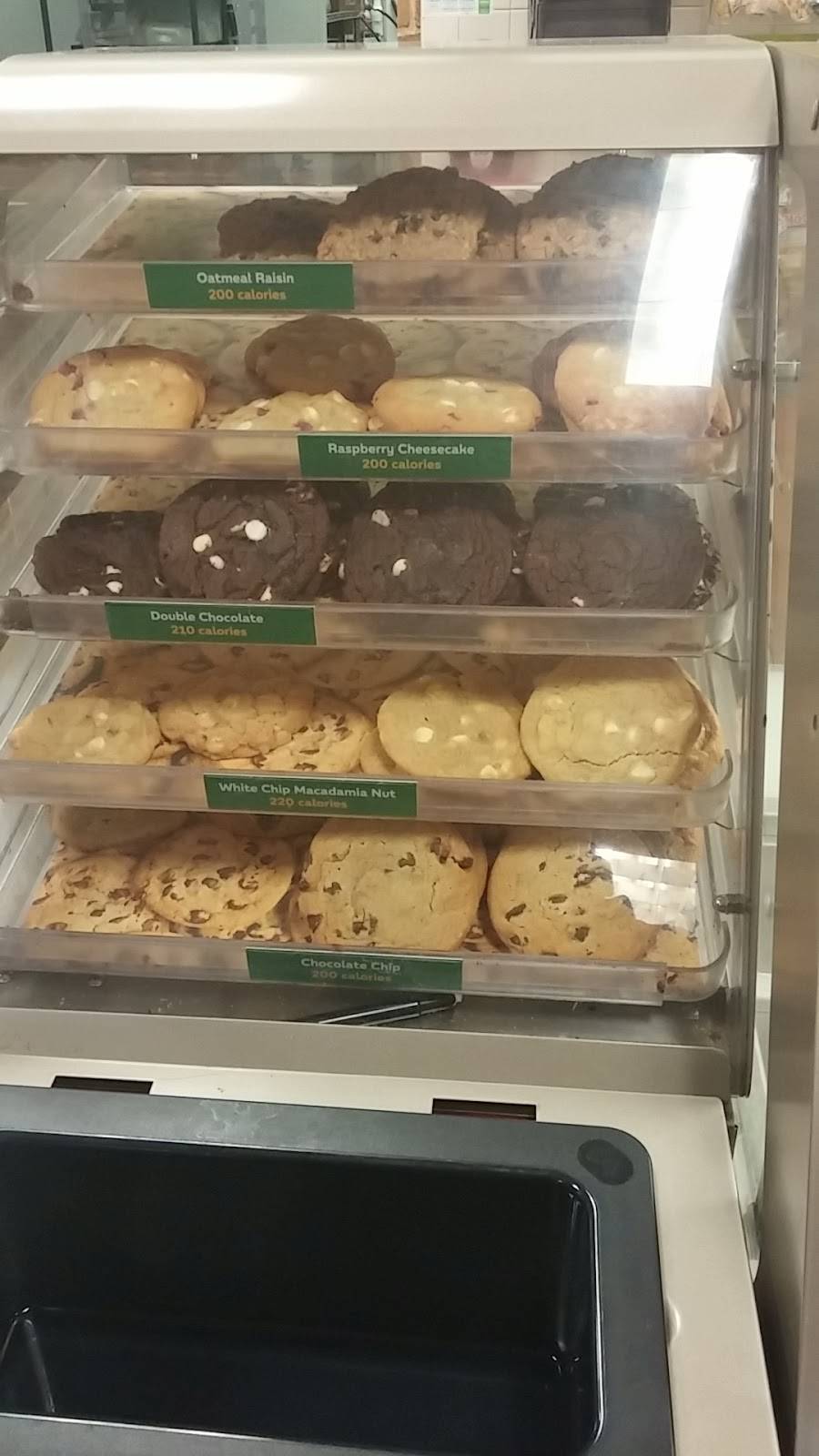 Subway | restaurant | 2525 Toledo Rd, Elkhart, IN 46516, USA | 5745223151 OR +1 574-522-3151