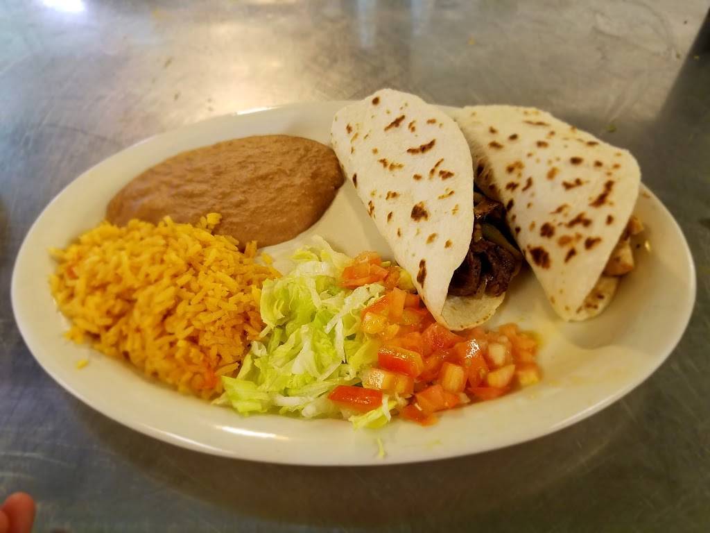El Rodeo De Jalisco Mexican Restaurant | restaurant | 9714 Potranco Rd, San Antonio, TX 78251, USA | 2106809096 OR +1 210-680-9096