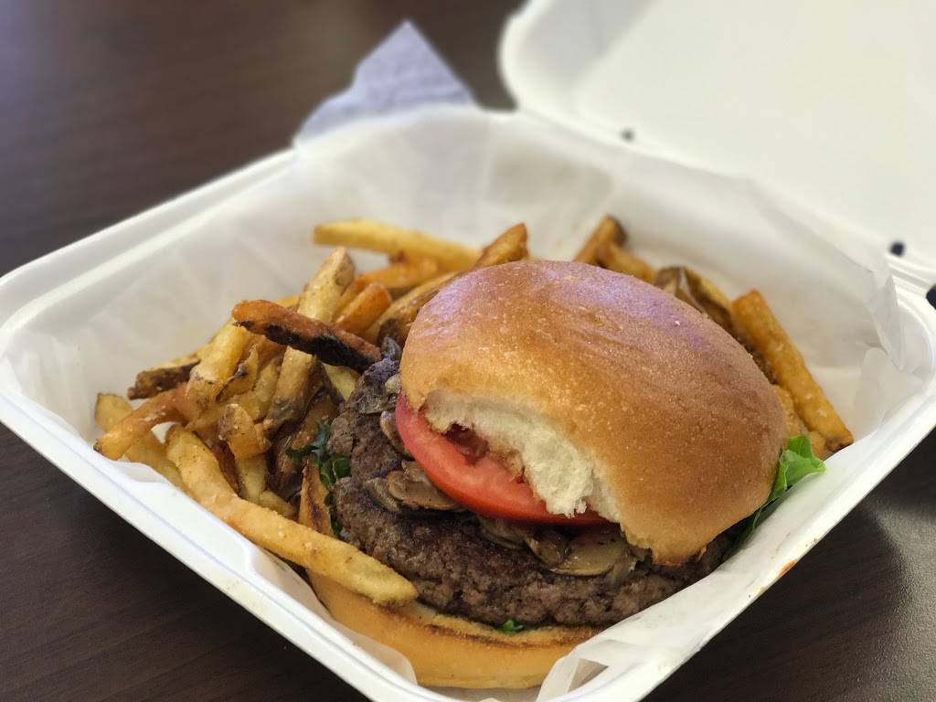 Outlaws Burger Barn & Creamery | restaurant | 1370 S Main Rd, Vineland, NJ 08360, USA | 8566915438 OR +1 856-691-5438