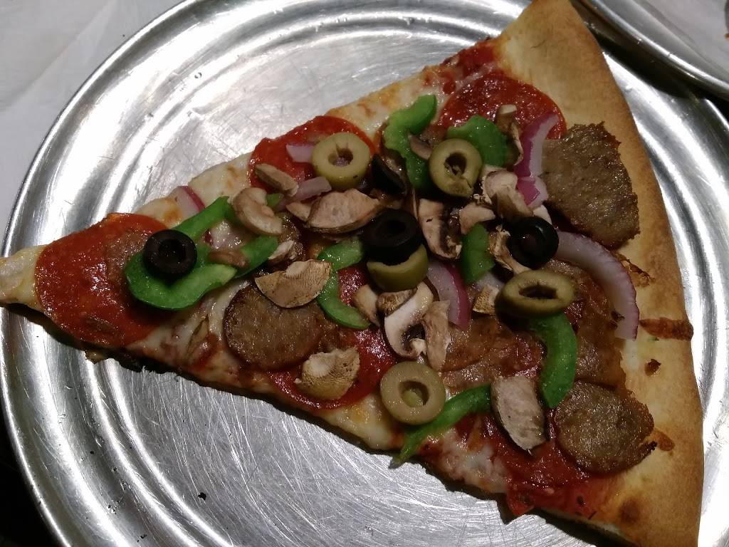 Andolinis Pizza | restaurant | 1940 Sam Rittenberg Blvd, Charleston, SC 29407, USA | 8432254743 OR +1 843-225-4743