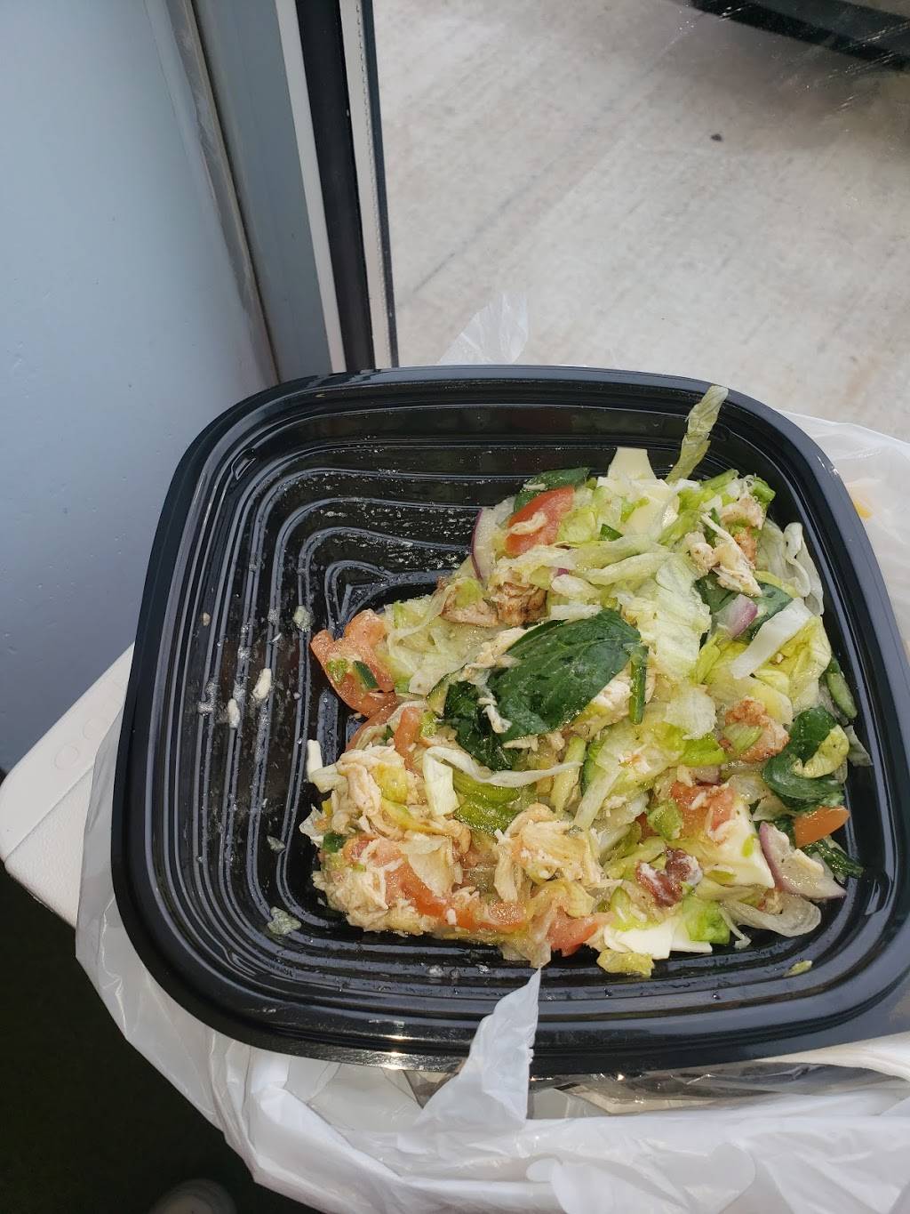 Subway | meal takeaway | 2610 S 9th St, Salina, KS 67401, USA | 7858237008 OR +1 785-823-7008