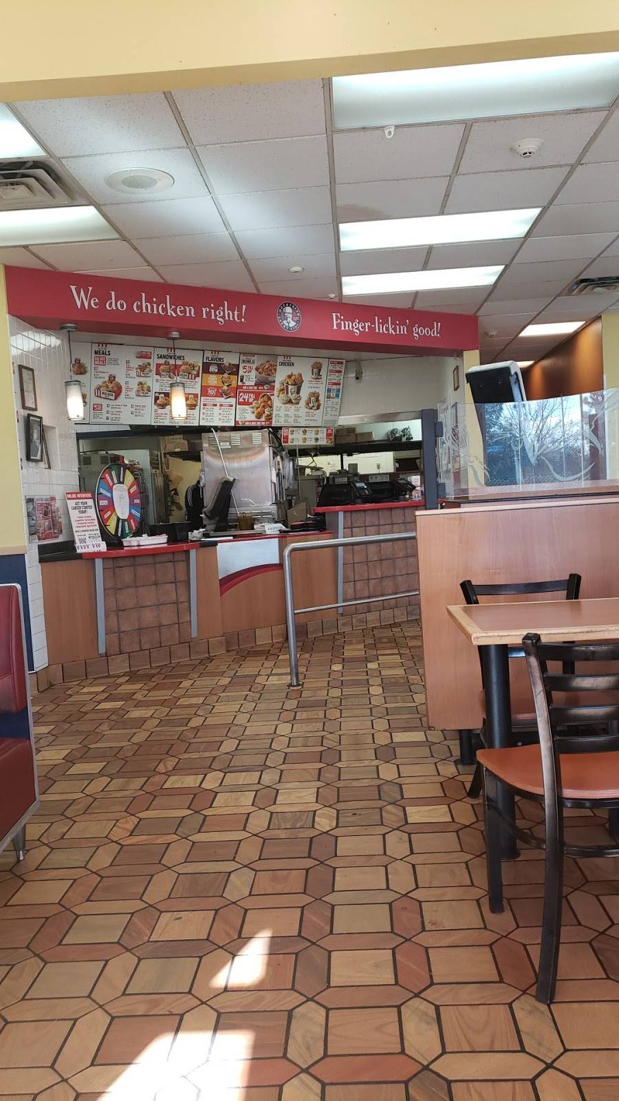 KFC | restaurant | 17050 Laurel Rd, Morgan Hill, CA 95037, USA | 4087797545 OR +1 408-779-7545