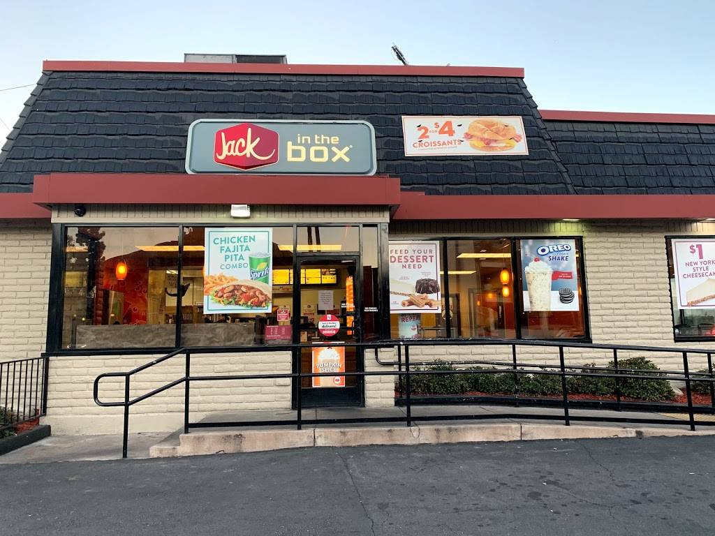 Jack in the Box | restaurant | 1135 N Mission Rd, Los Angeles, CA 90033, USA | 3232236346 OR +1 323-223-6346