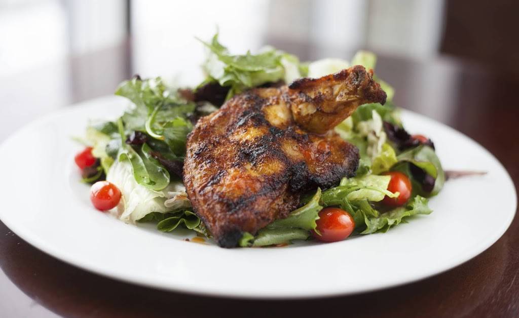 Charbois Rouge | restaurant | 1970 Rue Léonard-de-Vinci, Sainte-Julie, QC J3E 1Y8, Canada | 4509224400 OR +1 450-922-4400