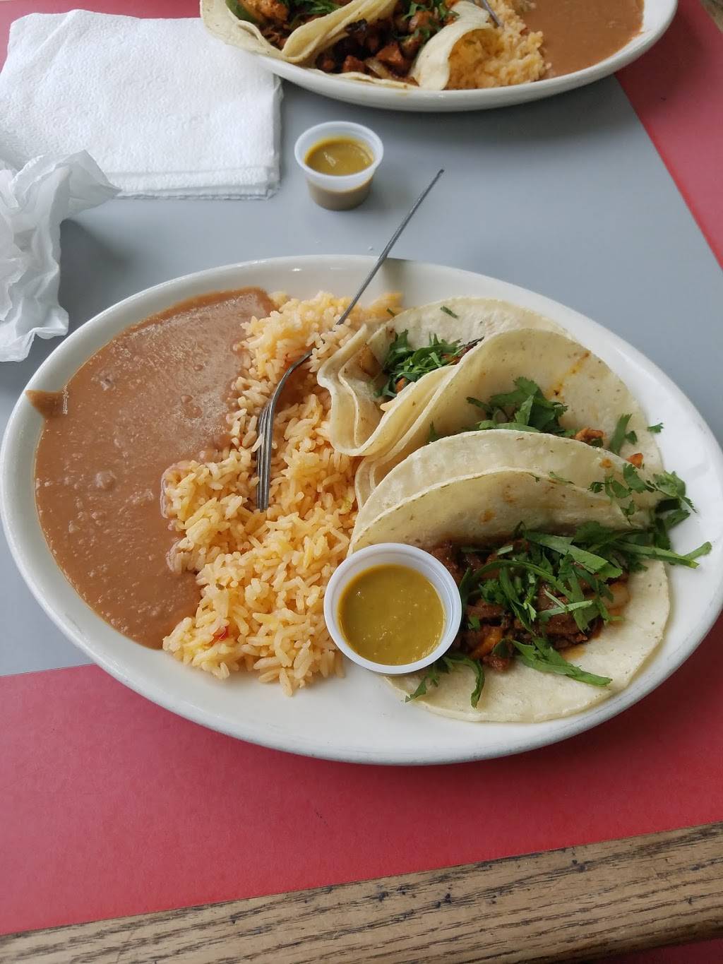 Dannys Tacos | restaurant | 5815 W Arkansas Ln, Arlington, TX 76016, USA | 2148502654 OR +1 214-850-2654