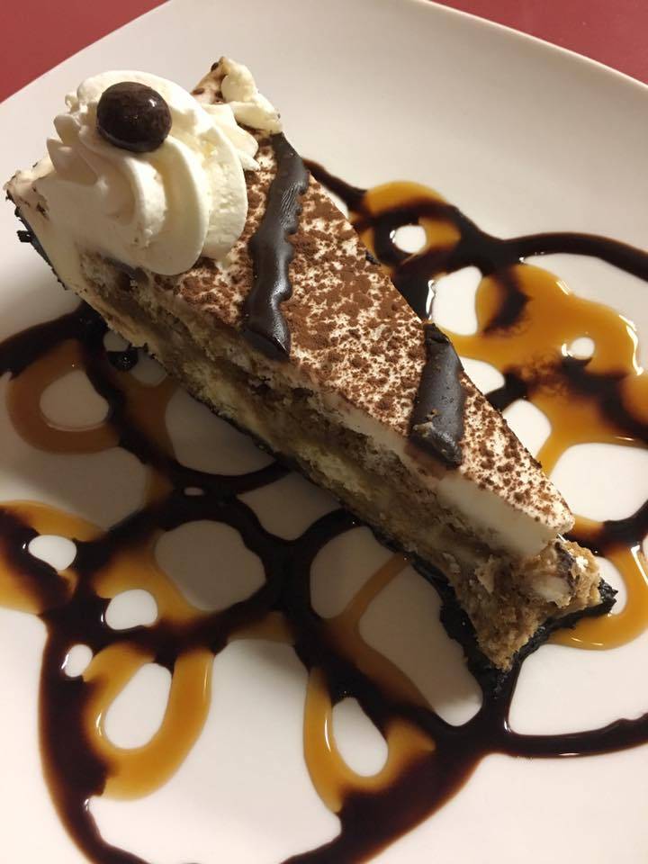 Pecorinos Pizzeria & Restaurant | restaurant | 253 Tower Dr, Middletown, NY 10941, USA | 8456735703 OR +1 845-673-5703