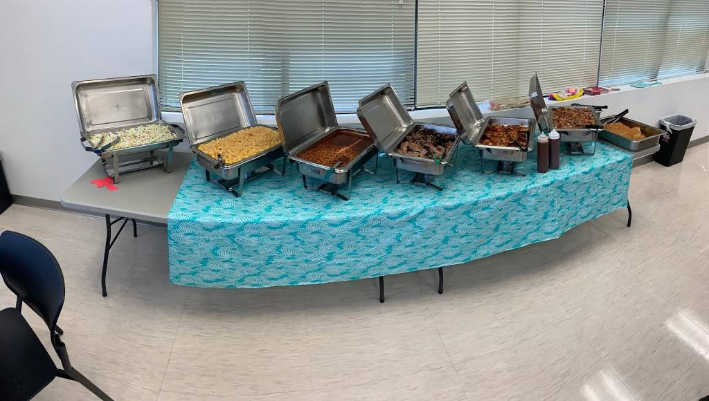 Montis Smokehouse BBQ | restaurant | 6320 E Charleston Blvd, Las Vegas, NV 89142, USA | 7027624698 OR +1 702-762-4698