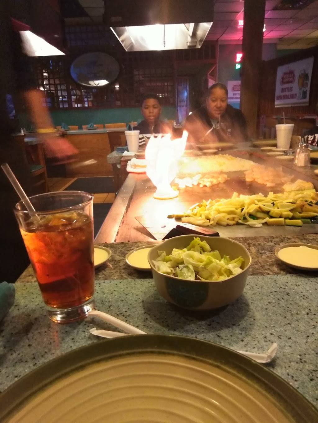 Fuji Japanese Steakhouse | restaurant | 133 E Parris Ave # A, High Point, NC 27262, USA | 3368699000 OR +1 336-869-9000