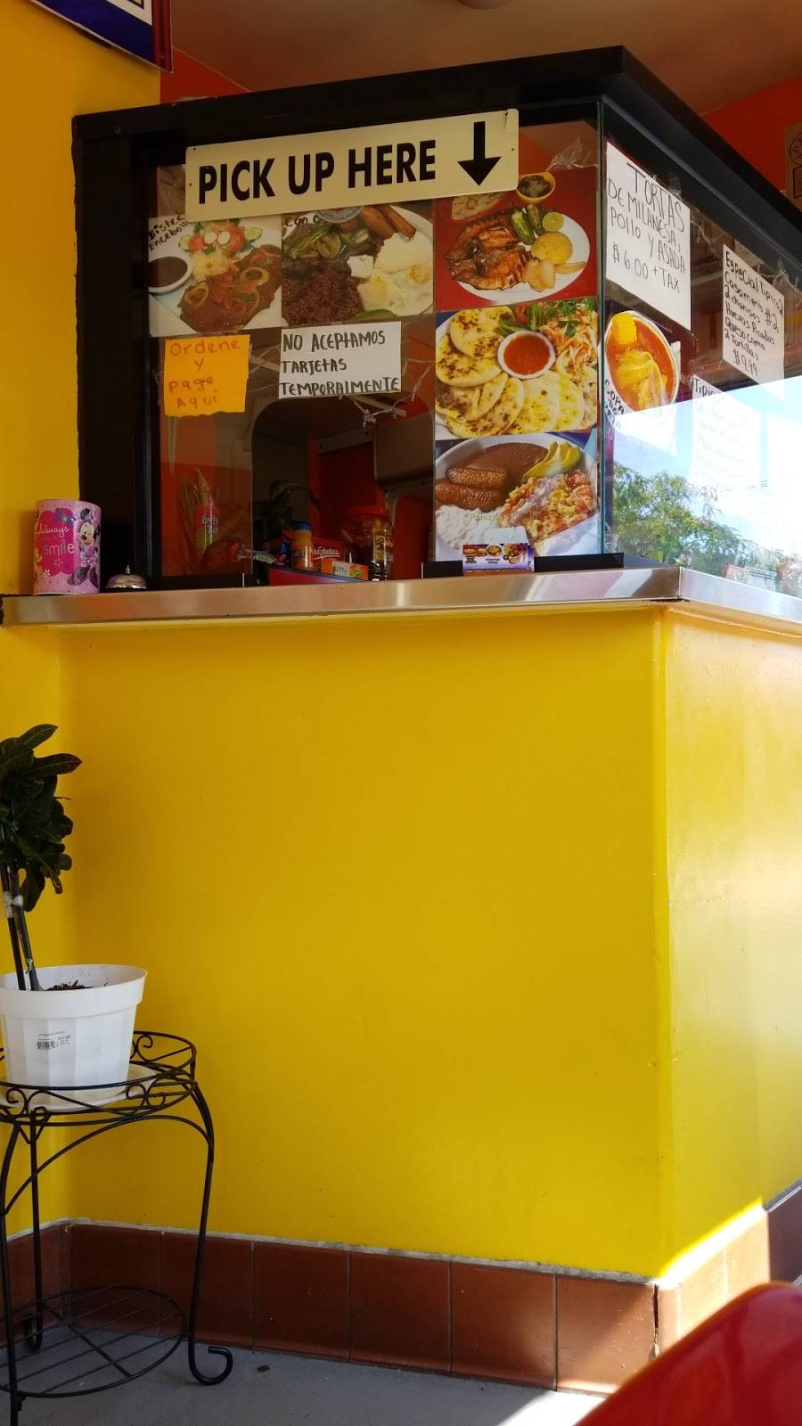 Las Champas 2 | restaurant | 8328 Compton Ave, Los Angeles, CA 90001, USA | 3235539559 OR +1 323-553-9559