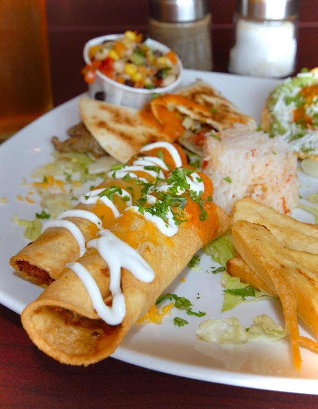 Resto Bar Lolita - Mexican Lebanese - Tacos Cocktails, Wine, Bee | restaurant | 804 Rue de Saint Jovite, Mont-Tremblant, QC J8E 3J8, Canada | 8194252555 OR +1 819-425-2555