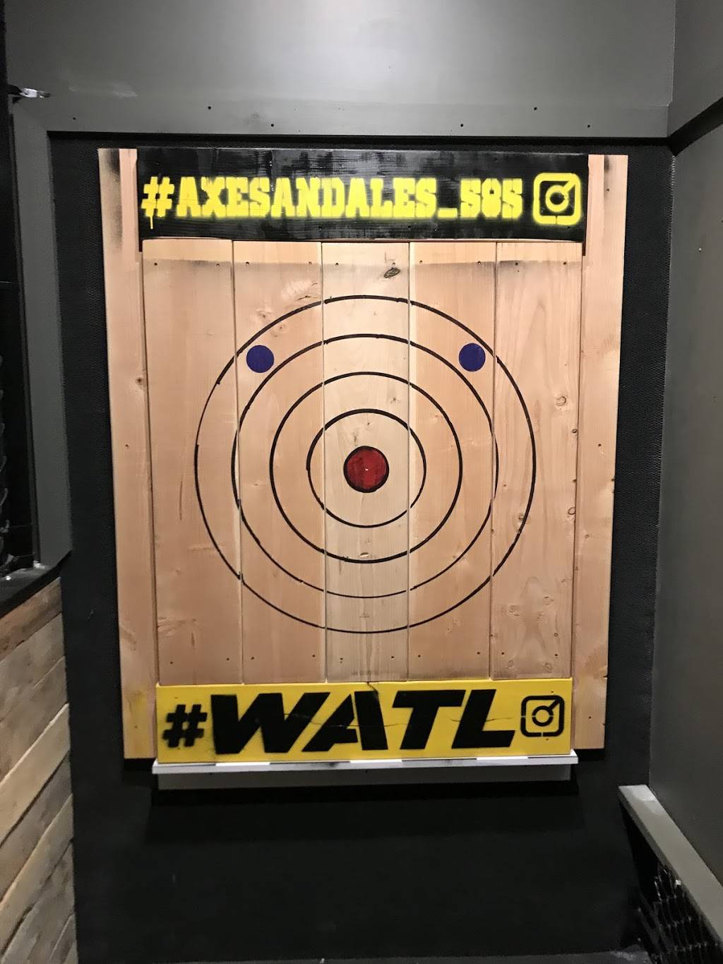 Axes & Ales | restaurant | 349 East Ave, Rochester, NY 14604, USA | 5852708801 OR +1 585-270-8801