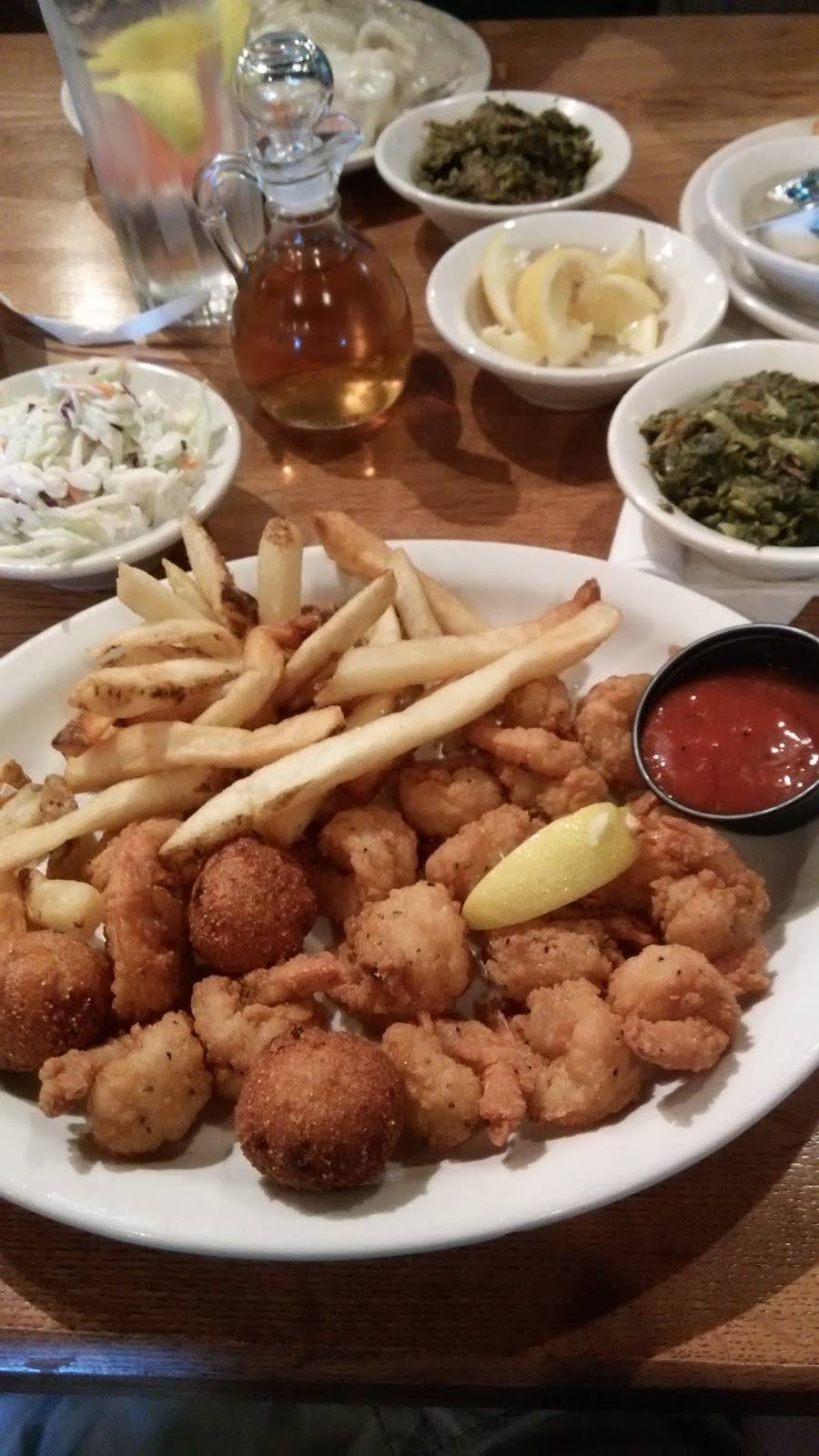 Cracker Barrel Old Country Store | restaurant | 4902 Fields Ertel Rd, Cincinnati, OH 45249, USA | 5136835446 OR +1 513-683-5446