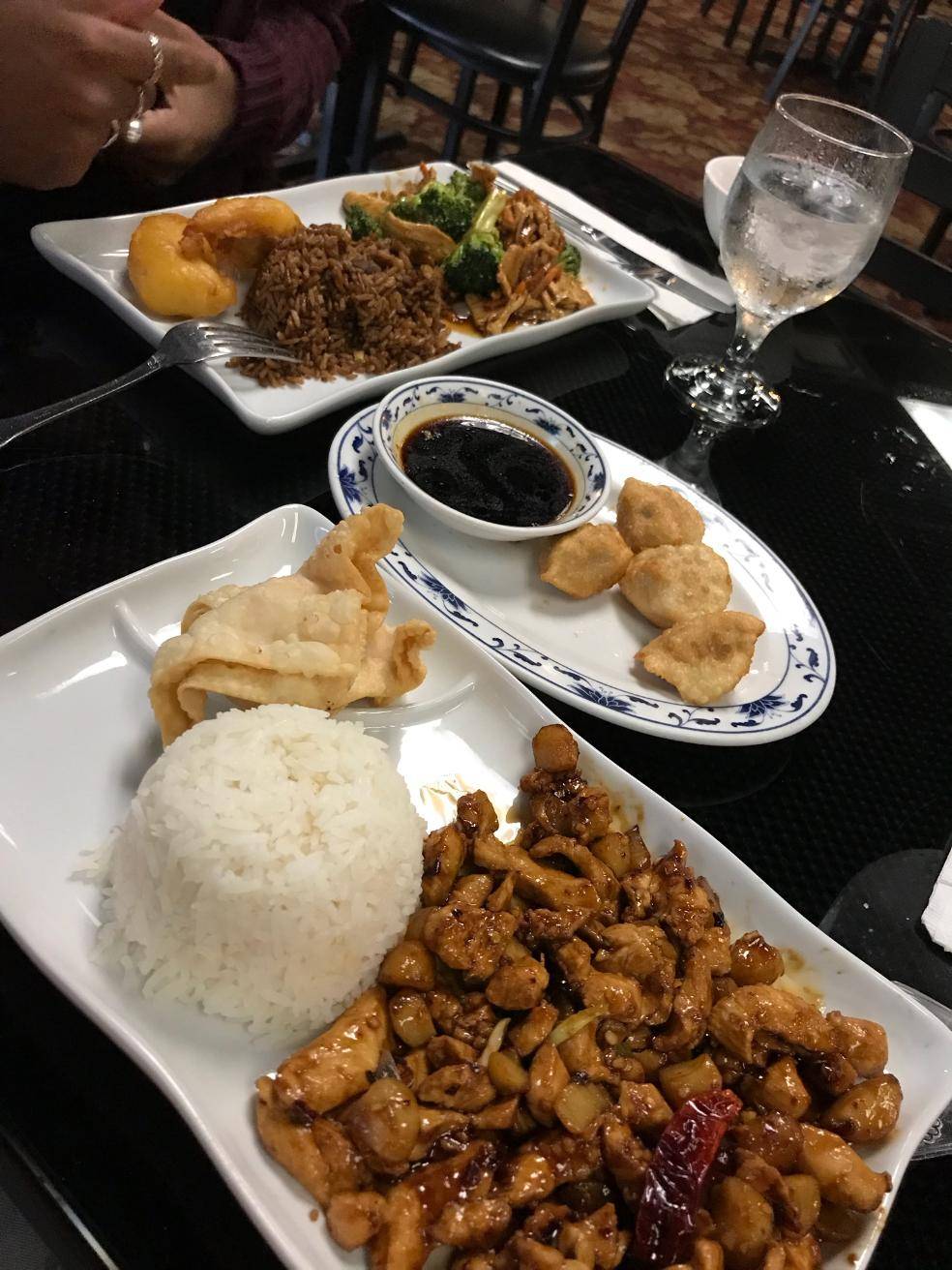 Wei-Li | restaurant | 945 Center St, Auburn, ME 04210, USA | 2073440022 OR +1 207-344-0022