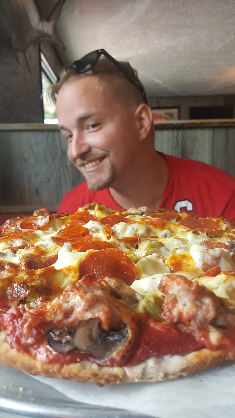 DiMaggios Pizza & Burgers | restaurant | 6410 M-63, Coloma, MI 49038, USA | 2698491521 OR +1 269-849-1521