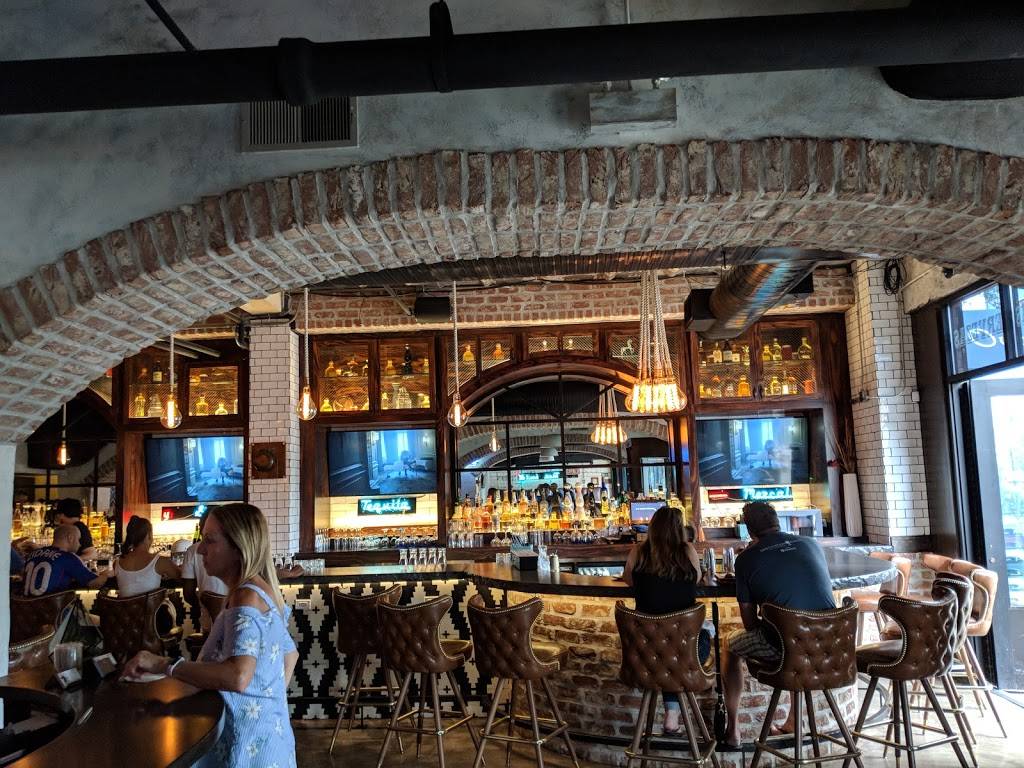 The Lobo Canteen | restaurant | 1307 S Wabash Ave, Chicago, IL 60605, USA | 3126249090 OR +1 312-624-9090