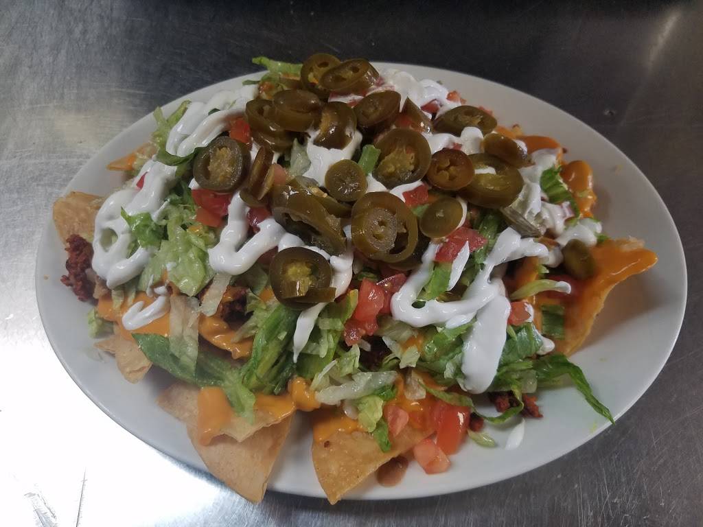 El Azteca II | restaurant | 821 Center St, Grayslake, IL 60030, USA | 8472316512 OR +1 847-231-6512