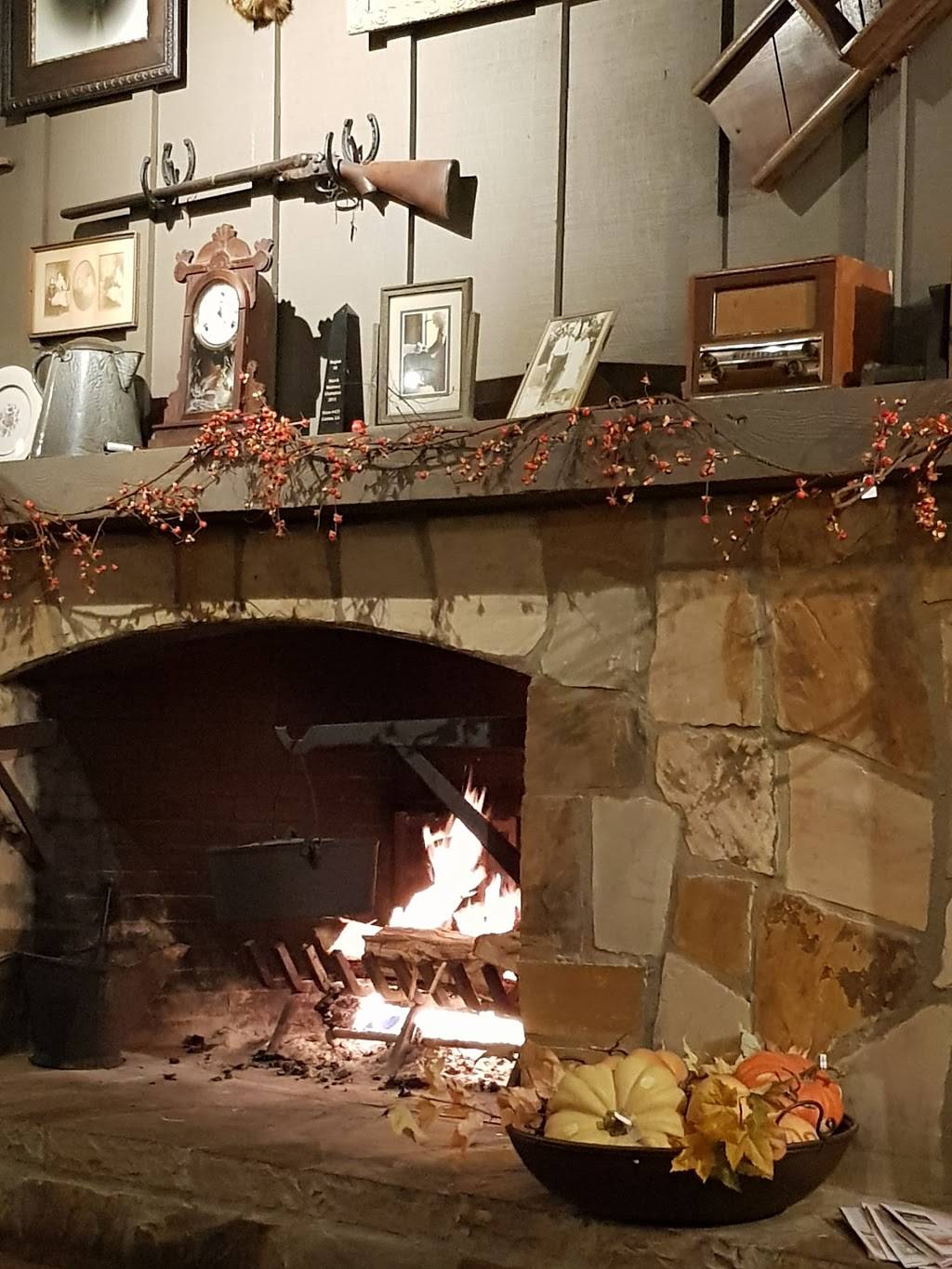 Bojangles Famous Chicken n Biscuits | restaurant | 1665 Ball Ground Hwy, Canton, GA 30114, USA | 7704790650 OR +1 770-479-0650