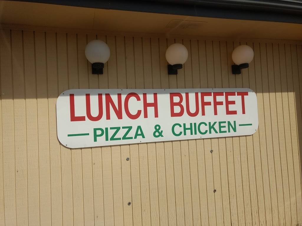 Godfathers Pizza | meal delivery | 103 E Indian St, Cherokee, IA 51012, USA | 7122255704 OR +1 712-225-5704