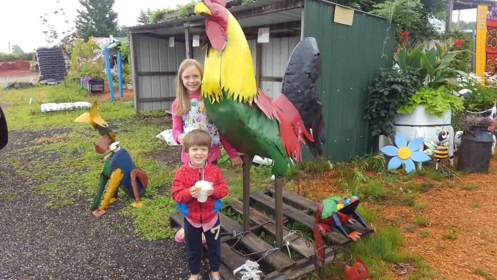 Sticks-N-Stones | restaurant | 21723 W Cannonsville Rd, Pierson, MI 49339, USA | 6166368677 OR +1 616-636-8677