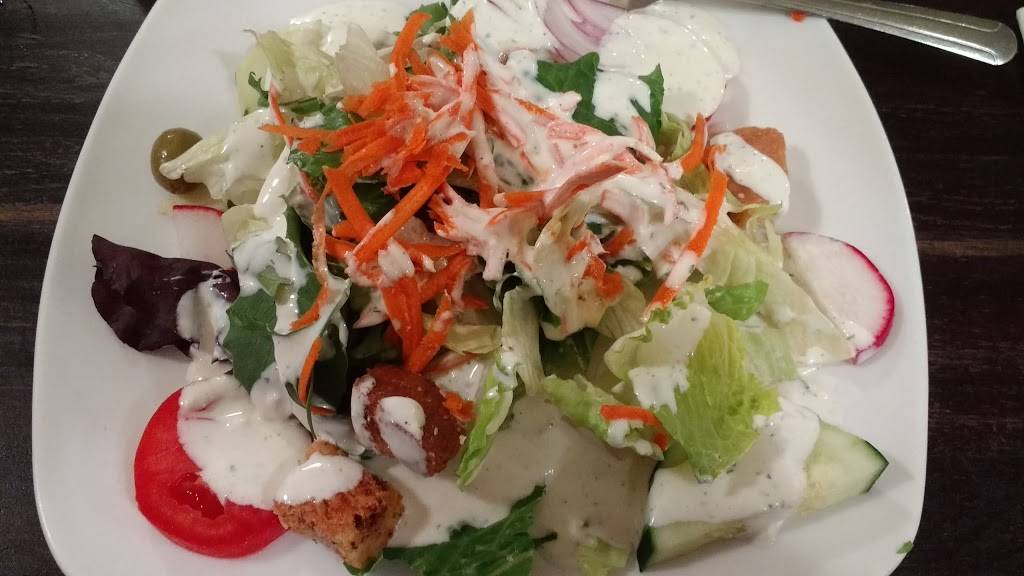 Sorrento Pizzeria & Italian Restaurant | restaurant | 1004 Crossroads Dr, Statesville, NC 28625, USA | 7048780550 OR +1 704-878-0550