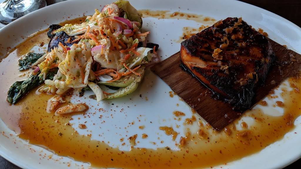 Odyssey Restaurant | restaurant | 15600 Odyssey Dr, Granada Hills, CA 91344, USA | 8183666444 OR +1 818-366-6444